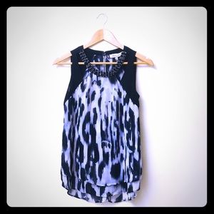 Sassy Jennifer Lopez top